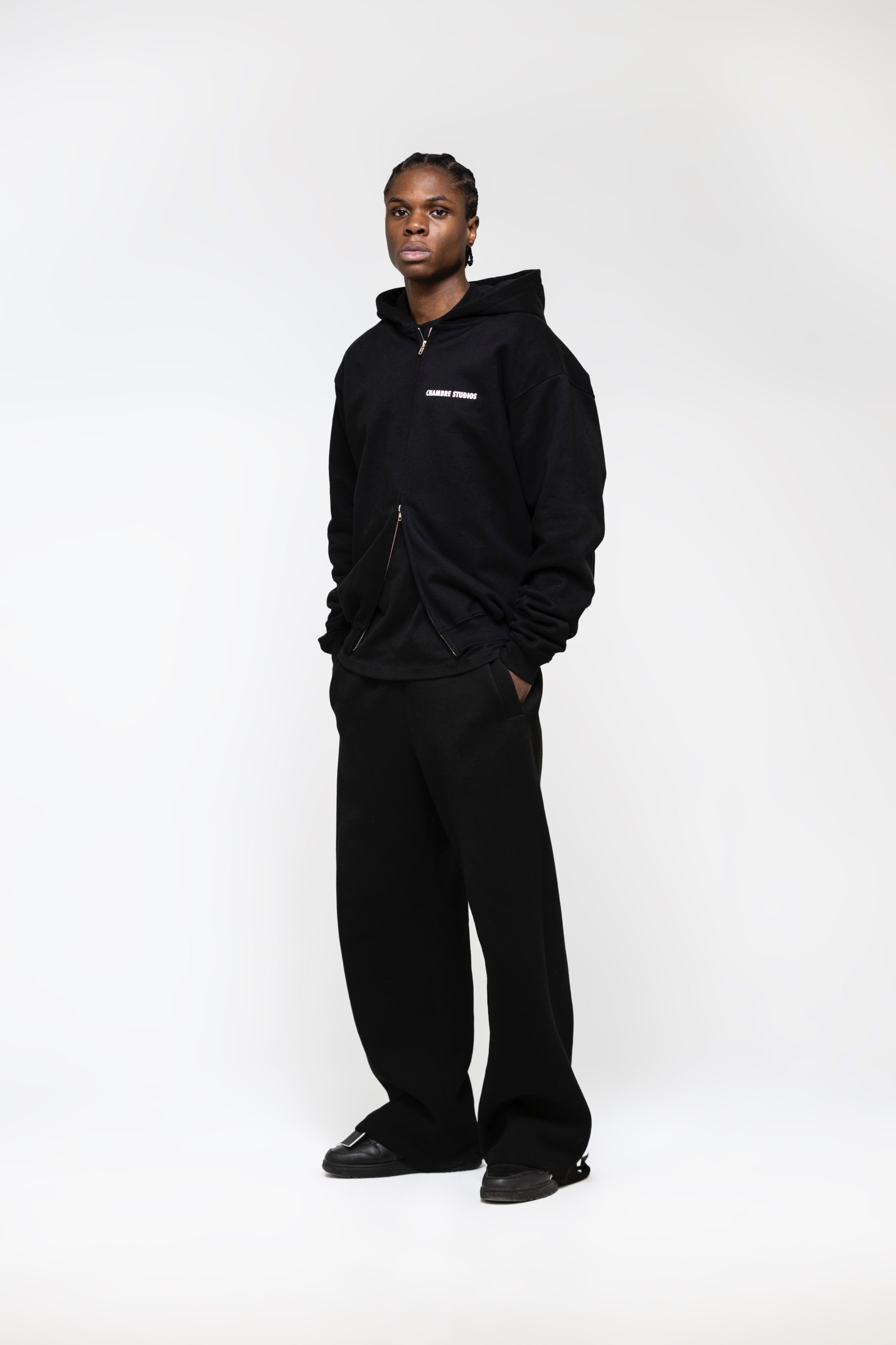 Chambre Logo Zip Black